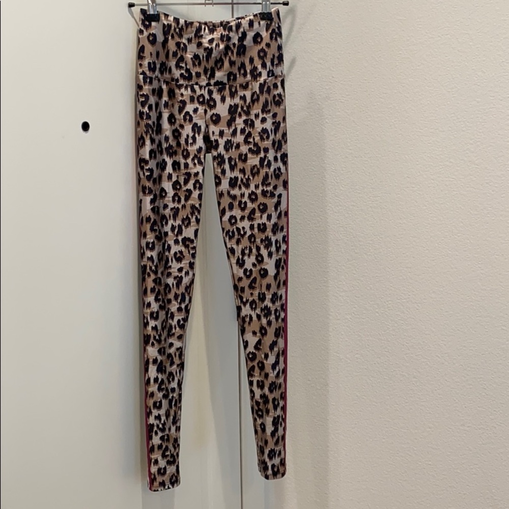 Goldsheep leggings cheetah print